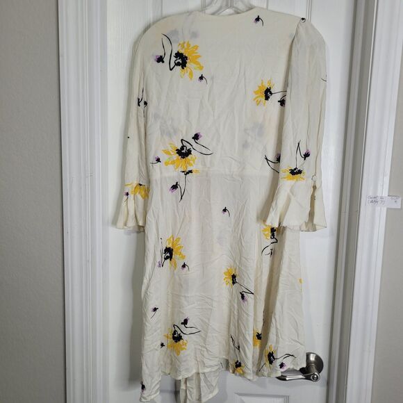 Free People Medium dress deep v-neck wrap button ruffle flutter sleeve sheer - Picture 4 of 8